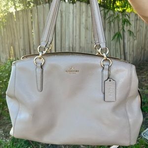 ‼️‼️Authentic Coach beige bag with gold accents and crossbody shoulder strap
